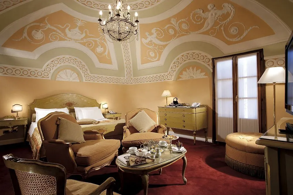 Hotel Accademia Verona 4*,  Italien