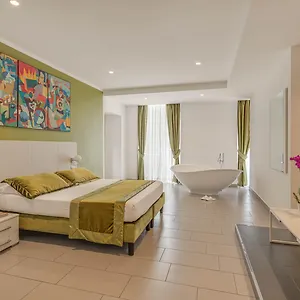 https://trevi-palace-hotel.it-romehotels.com